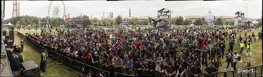 Pixart MTY LO15 LIVEOUTSTAGE CON TWIN PEAKS
